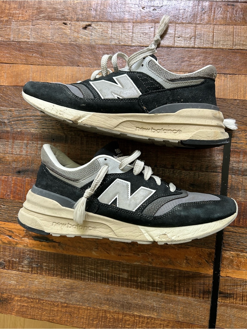 New Balance 997R Black Shadow Grey. U997RHC.